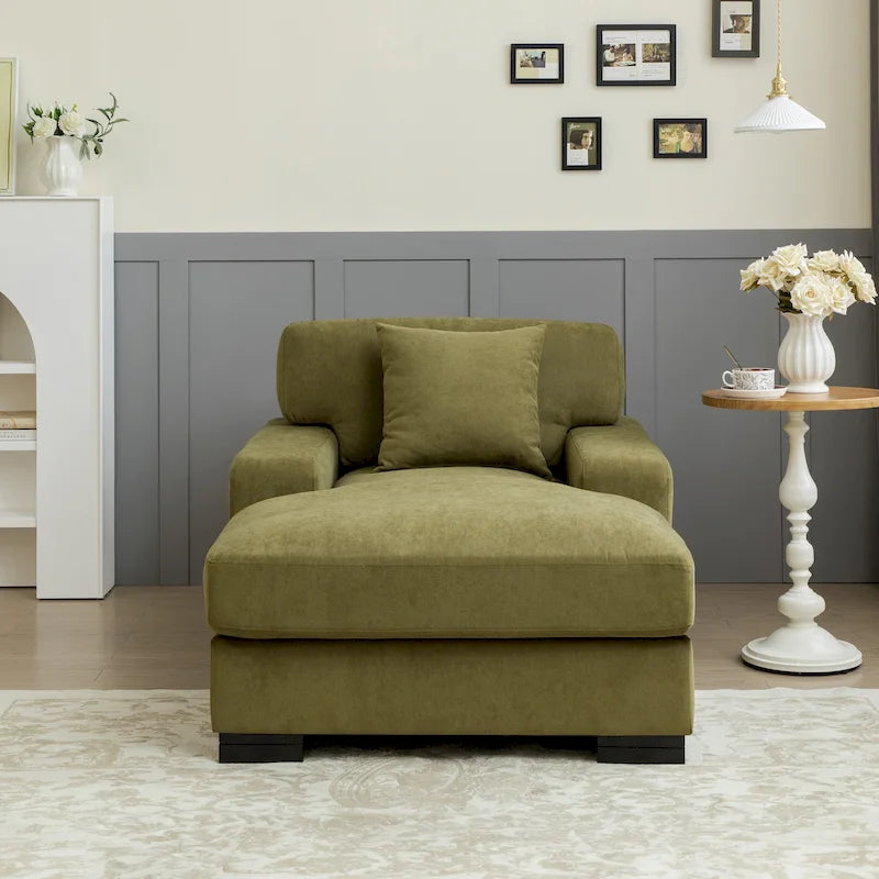 Chaise longue tapizada moderna con brazos acolchados y patas de madera