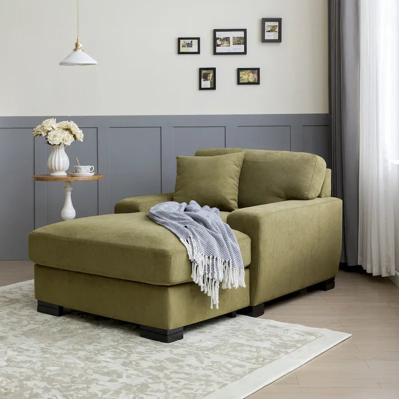 Chaise longue tapizada moderna con brazos acolchados y patas de madera