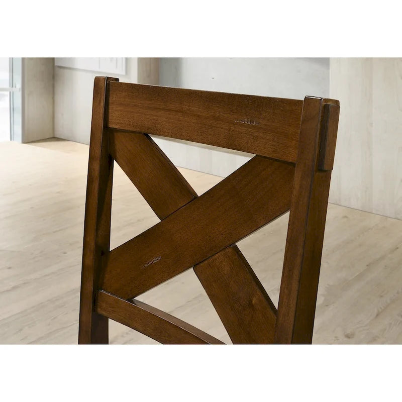 Chaise de salle à manger en bois massif brun noisette foncé, dossier croisé et assise rembourrée beige