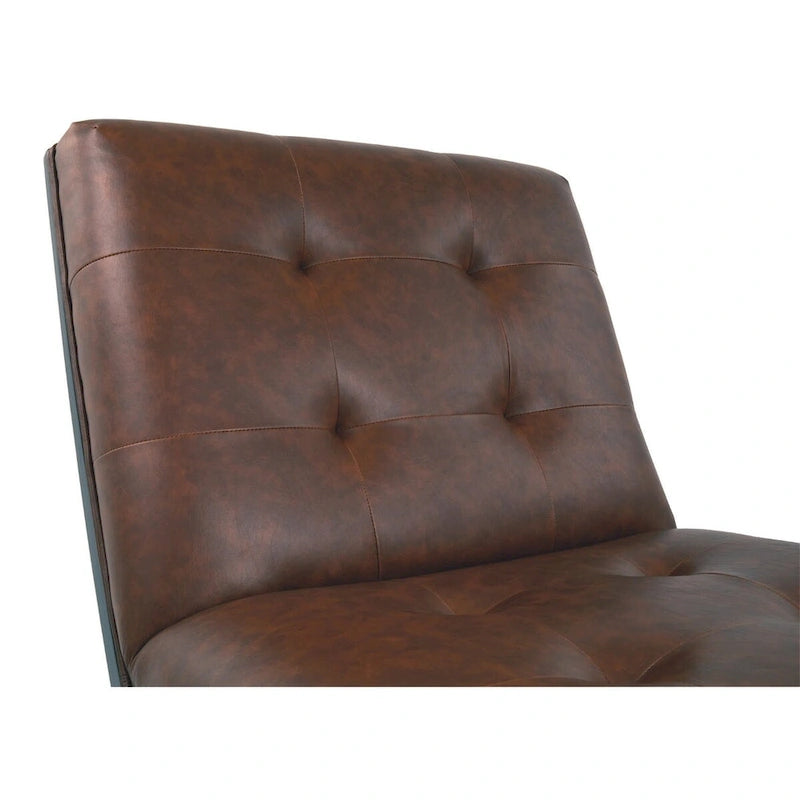 Sillón decorativo marrón de cuero sintético capitoné, sin brazos, con base metálica