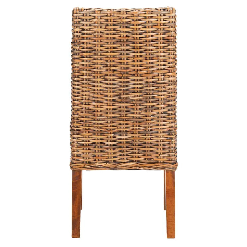 Silla de comedor costera de ratán tejido con respaldo alto contorneado